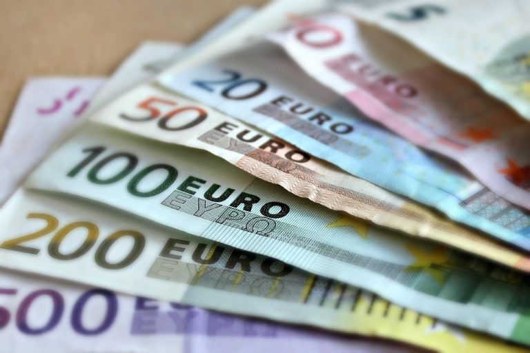 No Investment Required: Ways to Earn Money without Spending a Dime