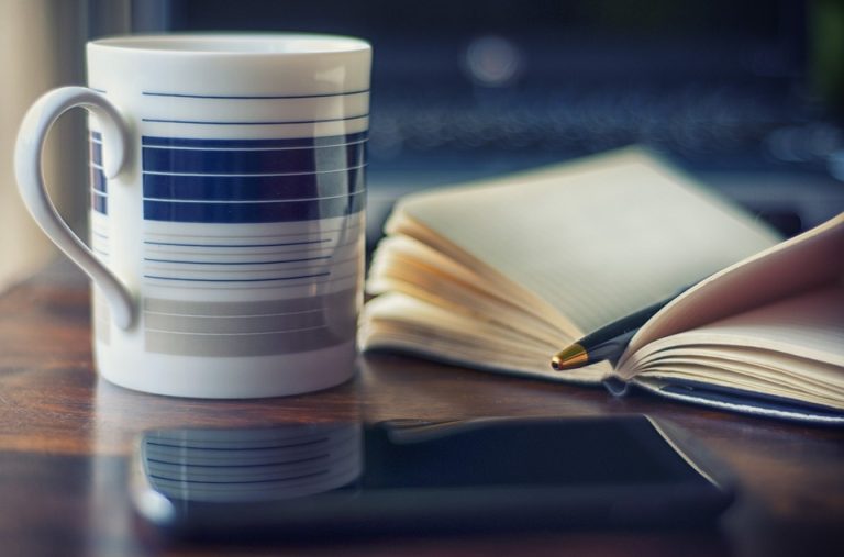 The Business Benefits of B2B Blogging: How to Drive Targeted Traffic and Increase Engagement