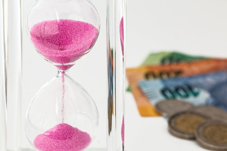5 Simple Steps to Making Money: A Guide for Dummies