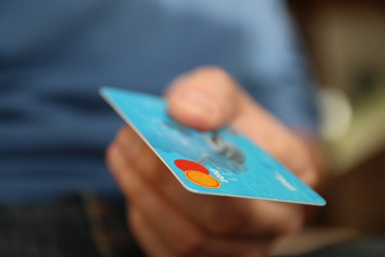 Get Rich Quick (Well… Sort Of): Expert Tips for Making Money Online