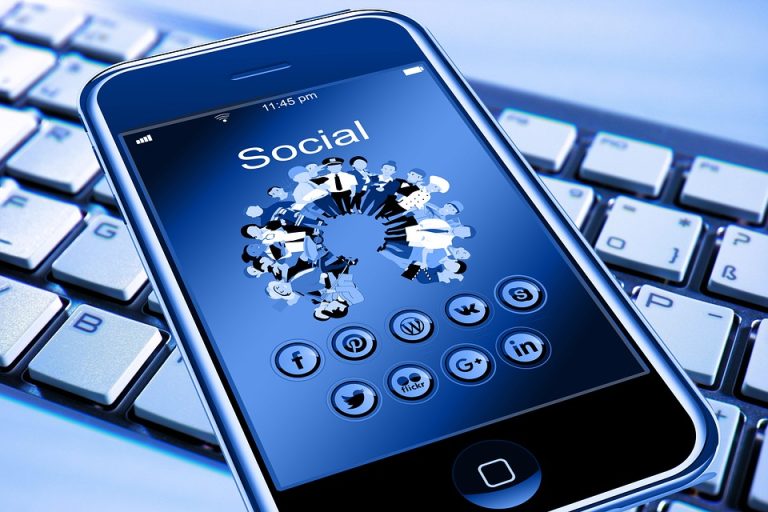Mastering the Art of Amazon Affiliate Marketing: Tips from Industry Experts
