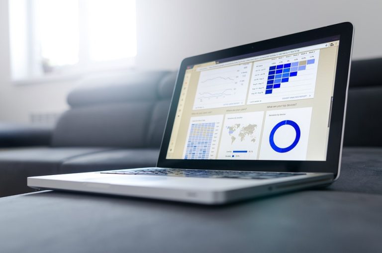 The Truth About Affiliate Marketing: Legit or a Ripoff?