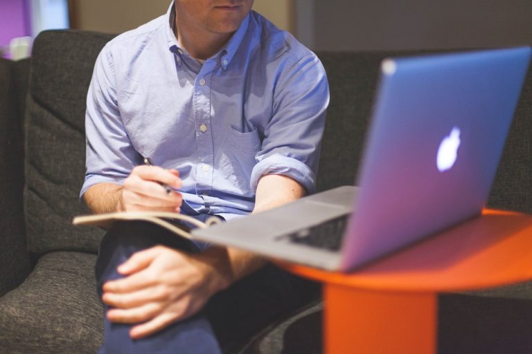 From Side Gig to Profitable Venture: Harnessing Amazon Affiliate Marketing