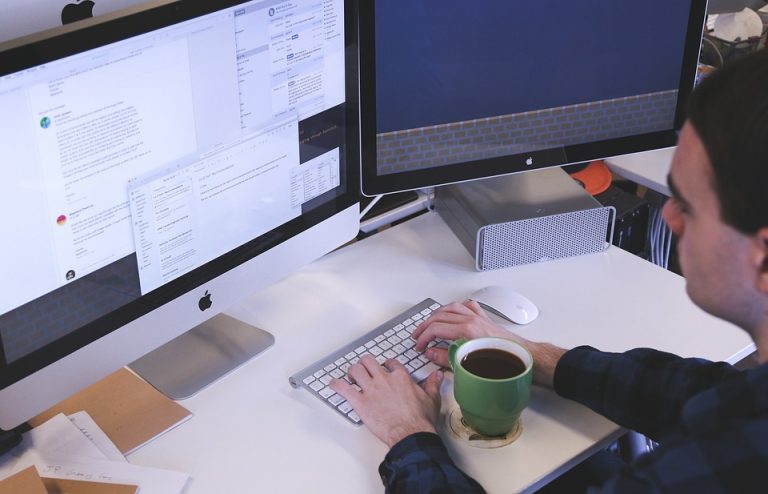 The Pros and Cons of High Ticket Affiliate Marketing: Is It Right for You?